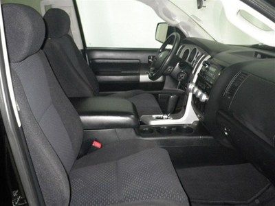 4x2 SR5 4.7L 276 horsepower 4 Doors 4-wheel ABS brakes Air conditioning, image 5