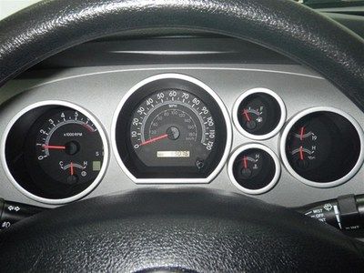 4x2 SR5 4.7L 276 horsepower 4 Doors 4-wheel ABS brakes Air conditioning, image 9