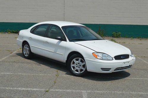 2006 white ford taurus se 3.0l v6 160k clean title 1 owner vehicle kbb 3900 lqqk