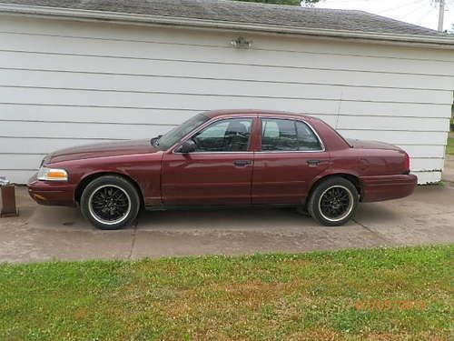 2005 ford crown victoria p71 police car