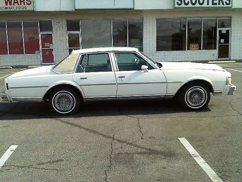 1978 chevrolet caprice classic sedan 4-door 5.7l