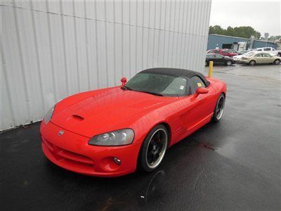 2005 dodge viper