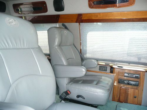 1998 FORD E-150 MARK lll LX CONVERSION VAN, image 10