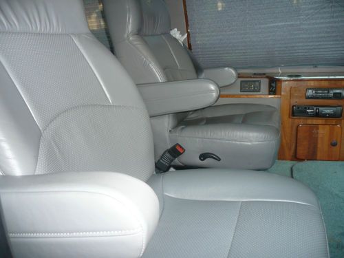 1998 FORD E-150 MARK lll LX CONVERSION VAN, image 14