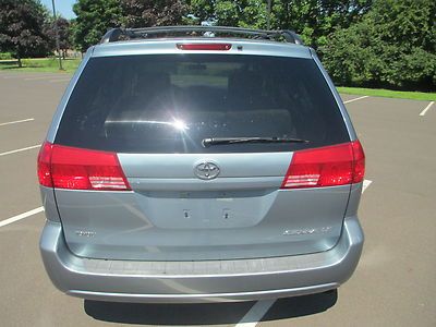 2005 TOYOTA SIENNA LE ONE OWNER NO ACCIDENTS 7 PASSENGER RIMS NO RESERVE, image 13