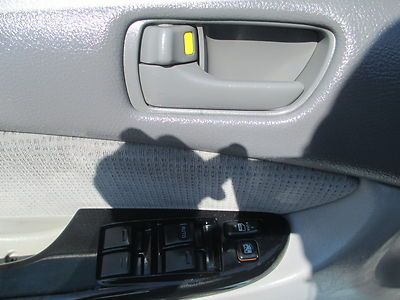 2005 TOYOTA SIENNA LE ONE OWNER NO ACCIDENTS 7 PASSENGER RIMS NO RESERVE, image 31