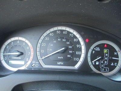 2005 TOYOTA SIENNA LE ONE OWNER NO ACCIDENTS 7 PASSENGER RIMS NO RESERVE, image 36