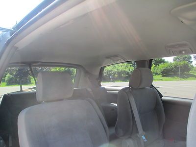 2005 TOYOTA SIENNA LE ONE OWNER NO ACCIDENTS 7 PASSENGER RIMS NO RESERVE, image 59