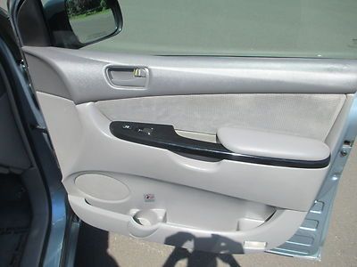 2005 TOYOTA SIENNA LE ONE OWNER NO ACCIDENTS 7 PASSENGER RIMS NO RESERVE, image 63