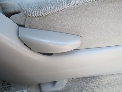 2005 TOYOTA SIENNA LE ONE OWNER NO ACCIDENTS 7 PASSENGER RIMS NO RESERVE, image 64