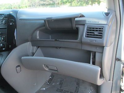 2005 TOYOTA SIENNA LE ONE OWNER NO ACCIDENTS 7 PASSENGER RIMS NO RESERVE, image 65