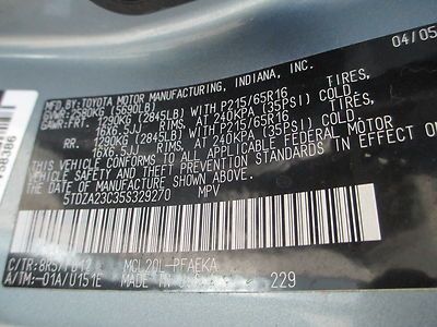 2005 TOYOTA SIENNA LE ONE OWNER NO ACCIDENTS 7 PASSENGER RIMS NO RESERVE, image 77