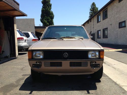 1981 volkswagen rabbit l custom hatchback 2-door 1.6l