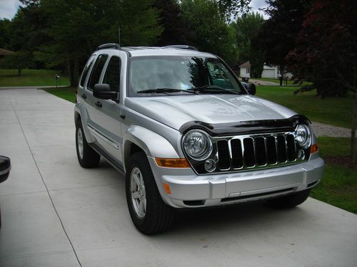 2005 jeep liberty limited sport utility 4-door 3.7l