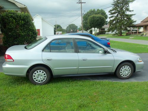 2001 honda accord value package sedan 4-door 2.3l