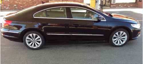 2009 black vw cc sport sedan 4 doors 2.0l excellent condition