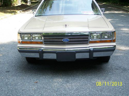 Low miles 46k 1989 crown victoria "ltd" 4dr sedan 5.0 motor runs nice all orig.