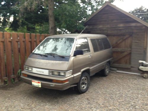 1987 toyota van wagon like vw vanagon syncro awd 4wd w/transfercase no reserve!!