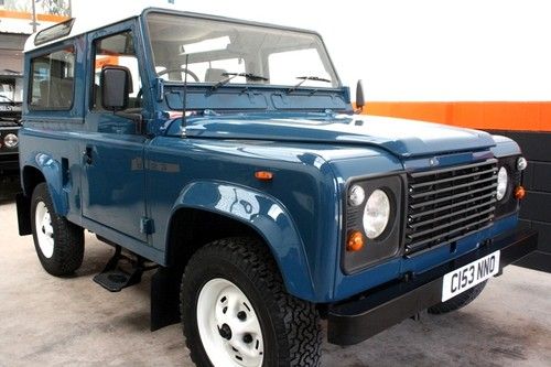 Land rover d-90 defender. right hand drive 2.5 diesel.