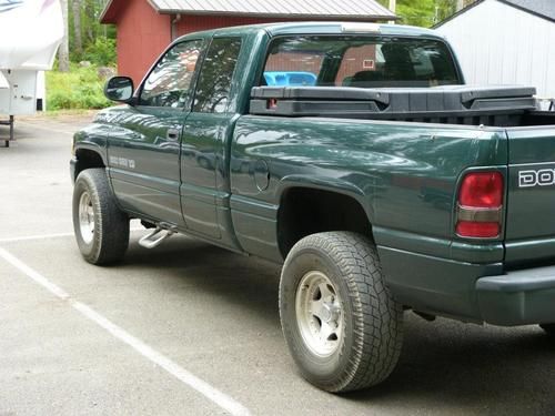 Dodge Ram 1500 5 9 Magnum 2002Рі
