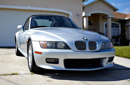 1999 bmw z3 m roadster convertible 2-door 2.8l