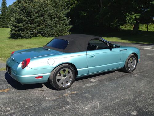 Rare 2002 blue ford thunderbird