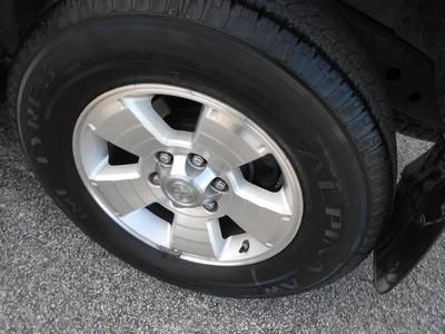 Toyota 4Runner SR5 SUV 4.0L, US $15,995.00, image 35