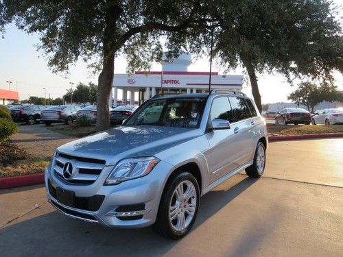 2013 mercedes benz glk 350  blue/black nav auto clean carfax  leather  bluetooth