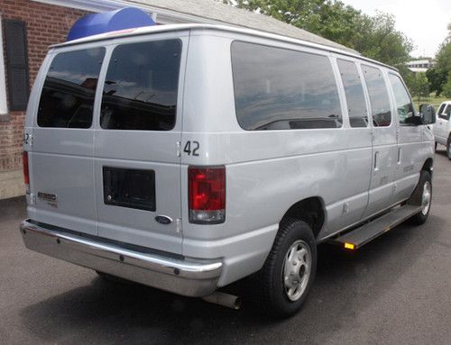2008 Ford E-350 Van, Bench Seating, 10 Passenger, image 2