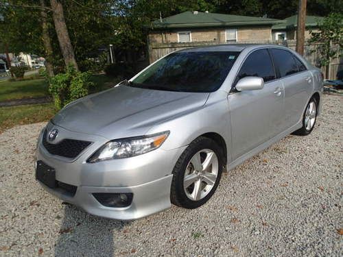 2011 toyota camry se, non salvage, clear title, damaged