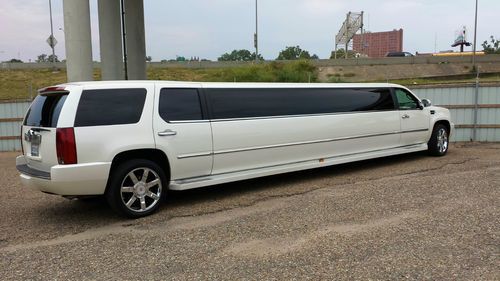 2007 cadillac escalade esv 200" limo