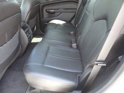 We Finance and TRADE! Beautiful 2012 Cadillac SRX Luxury Collection! like new!, image 2