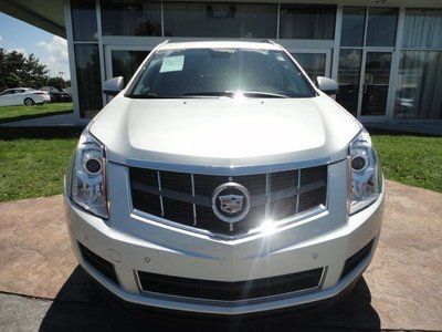 We Finance and TRADE! Beautiful 2012 Cadillac SRX Luxury Collection! like new!, image 9