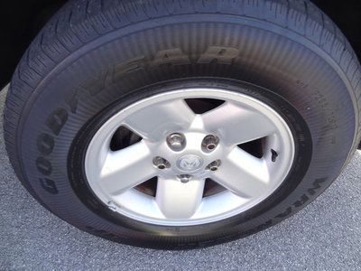 1500 120 WB 4.7L CD 4X4 Cruise Control power Seats One Owner Right Here In Tn, image 9