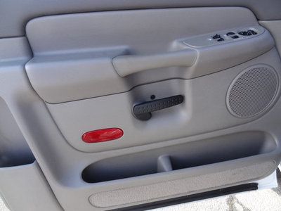 1500 120 WB 4.7L CD 4X4 Cruise Control power Seats One Owner Right Here In Tn, image 10