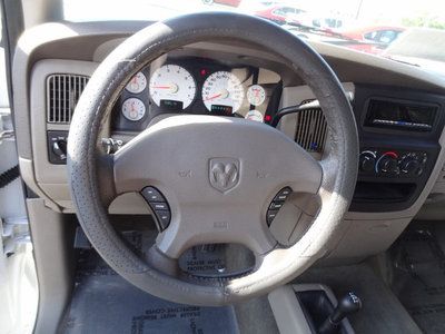 1500 120 WB 4.7L CD 4X4 Cruise Control power Seats One Owner Right Here In Tn, image 16