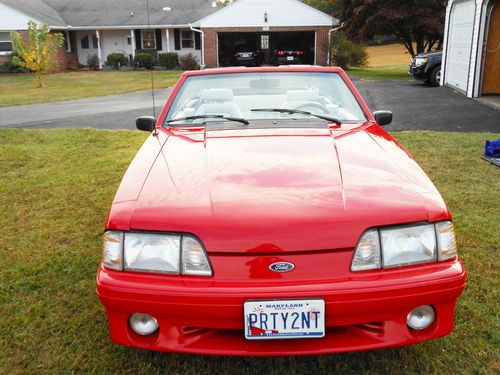 1993 ford mustang gt convertible 2-door 5.0l