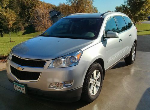 2010 chevrolet traverse lt sport utility 4-door 3.6l