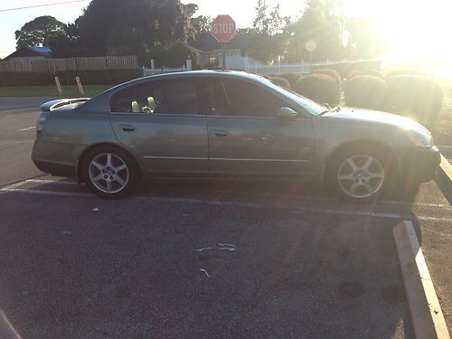 2002 Nissan Altima SE Sedan 4-Door 3.5L, image 7