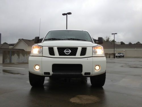 2012 nissan titan pro-4x crew cab pickup 4-door 5.6l