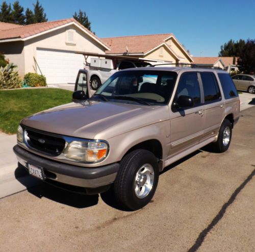 1998 ford explorer xlt sport utility 4-door 5.0l