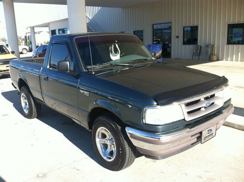 1996 ford ranger xlt standard cab pickup 2-door 3.0l