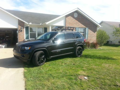 2012 jeep grand cherokee altitude 4x4