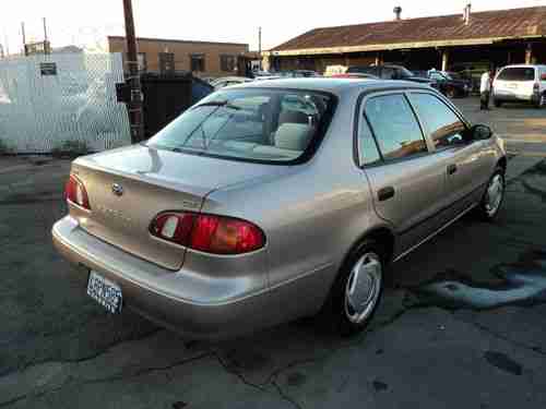 1998 Toyota Corolla CE Sedan 4-Door 1.8L, NO RESERVE, image 2