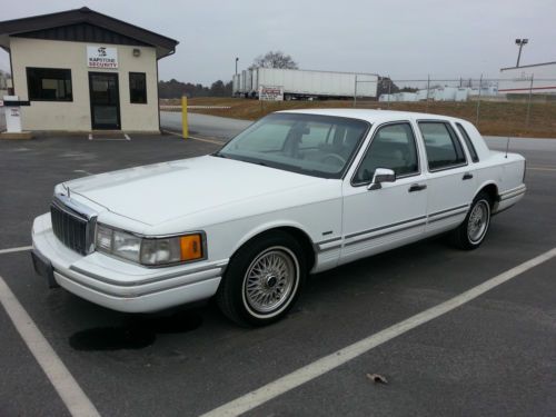 1992 Lincoln Town Car LOW MILES EXCELLENT CONDITION, US $3,500.00, image 2