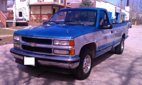 1995 chevrolet k1500 silverado, regular cab, long bed.