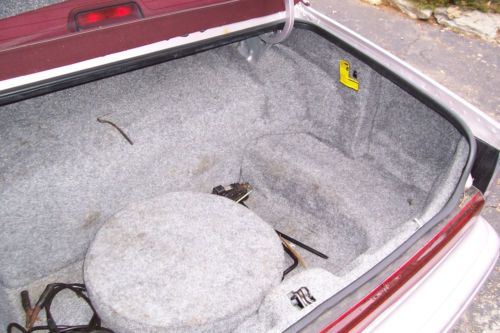 1992 Lincoln Town Car 23,000 miles, Showroom new, years in storage, US $5,500.00, image 9