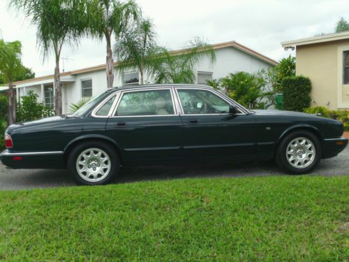 2001 jaguar xj8 british racing green - low miles!!!  **no reserve**