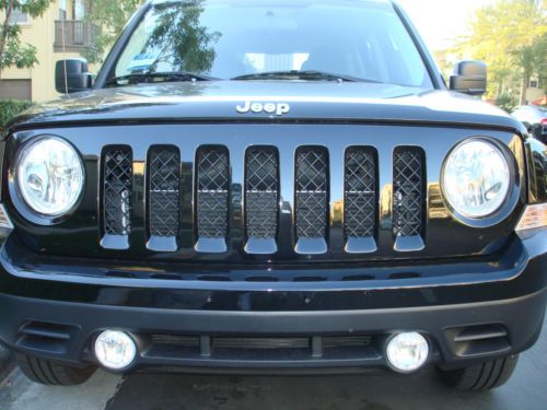 Jeep patriot sport black fwd