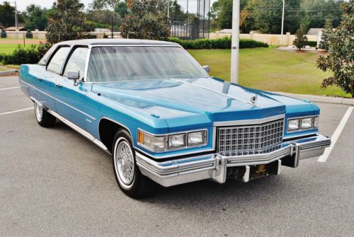 All so very rare 1976 cadillac fleetwood talisman just 62,008 miles bucket&#039;s wow